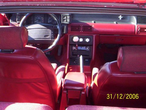 1990 Ford Mustang photo
