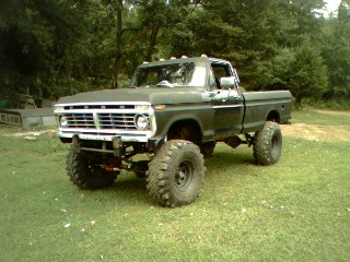 1977 Ford F-250 - its starting to look like a truck