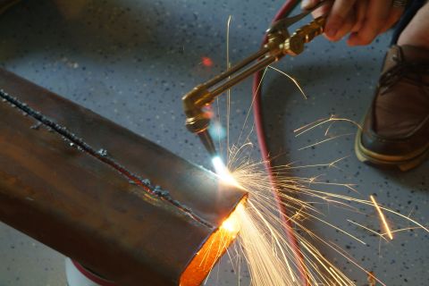 1995 Ford Bronco - cutting