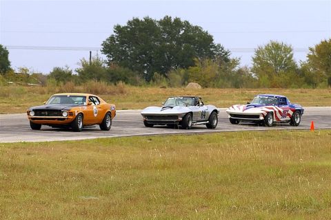 1970 Ford Mustang - Showin' those pesky 'vettes how it's done. Maybe.