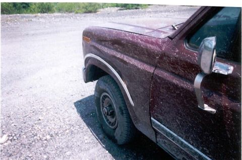 1985 Ford Bronco - only damage of the day some bent trim