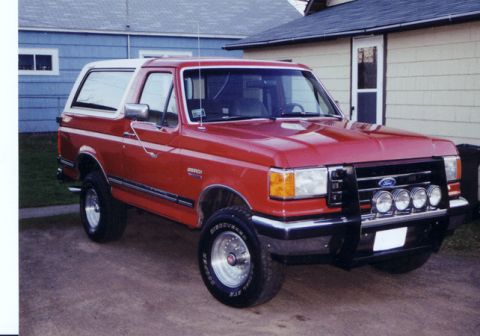 1991 Ford Bronco photo