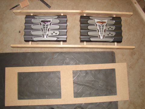 1996 Ford Bronco - frame and top