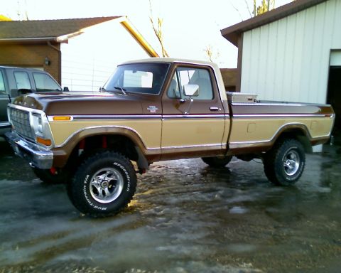 1979 Ford F-150 - This 1979 Ford F-150 pickup truck is shown in a two-tone brown and tan paint scheme.