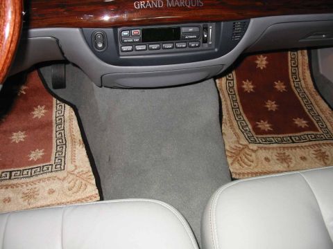 2004 Mercury Grand Marquis - floormats 1