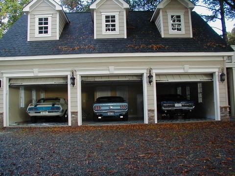 1970 Ford Mustang - Jeff's garage w/ my '70 fastback, Andy's '69 Mach 1 and Jeff's '69 Trans Am.