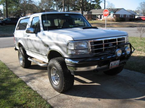 1994 Ford Bronco - This 1994 Ford Bronco is equipped with a custom front bumper and auxiliary lights.