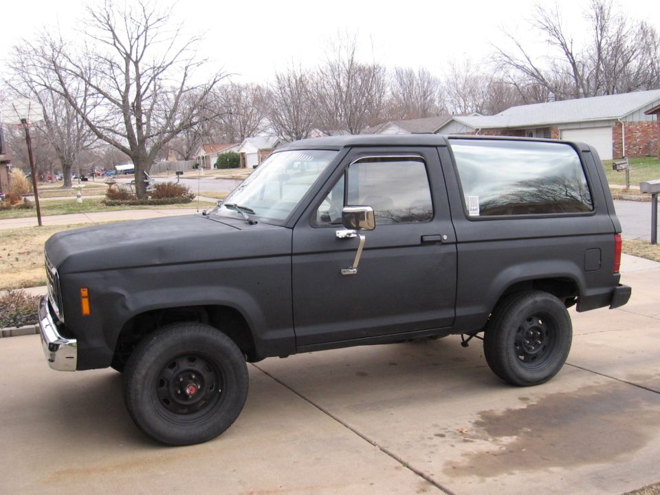 Black 1984 Ford Bronco II, 3q-front view