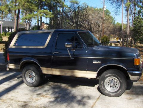 1991 Ford Bronco photo