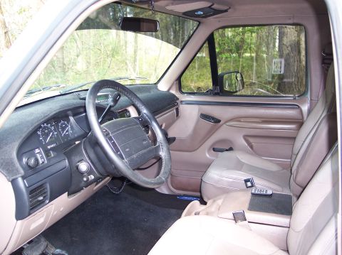 1996 Ford Bronco - Driver side interior