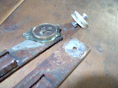 1986 Ford Bronco - There's one still on the plate and the other ground off the plate. Didn't take long to figure out a regular 1/4 UNC-20 bolt, with washers w…