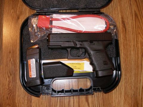 1998 Ford Crown Victoria - Glock 30