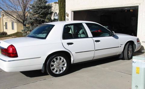 2004 Mercury Grand Marquis photo