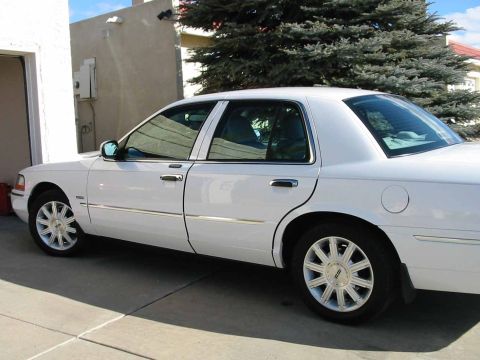 2004 Mercury Grand Marquis photo