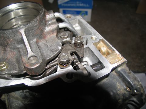 1978 Ford Bronco - A detailed view of internal transmission mechanics, showing gears and springs.