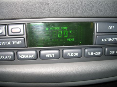 2003 Ford Crown Victoria photo
