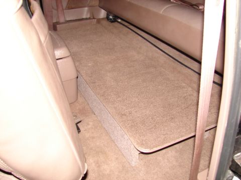 1996 Ford Bronco - Hiden with back carpet