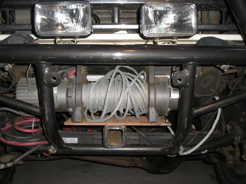 1990 Ford Bronco - frontal view. placed for measurements to start mount plate.