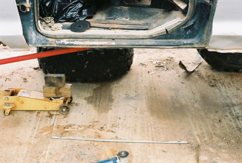 1978 Ford Bronco - Cut off bent up part