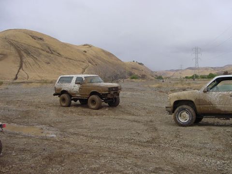 1991 Ford Bronco - gettin muddy