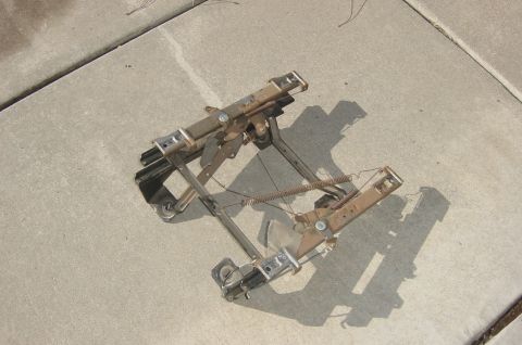 1996 Ford Bronco - The brackets for the driver's side.