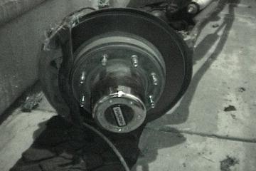 1991 Ford Bronco - Beefffy hubs