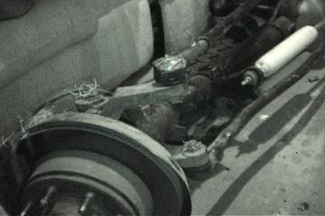 1991 Ford Bronco - cross over steering
