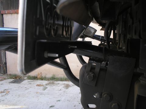 1990 Ford Bronco - better day time shot of plate bracket. used a plate frame to stiffen the plate to keep from rubbing body.