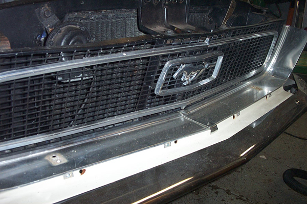 1968 Ford Mustang grille with horse emblem