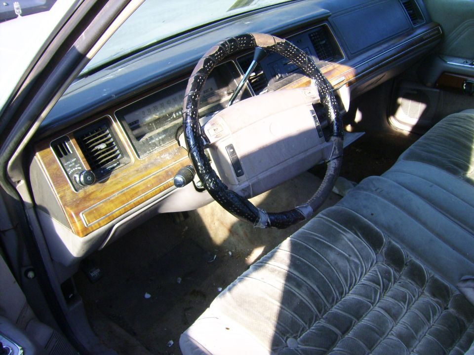 '90-'91 Grand Marquis Interior