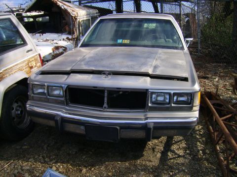 1982 Ford Crown Victoria LTD - '91 Crown Vic. Notice the factory clear corners.