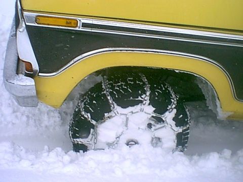 1979 Ford Bronco - OK I have chains on. At least I was out there