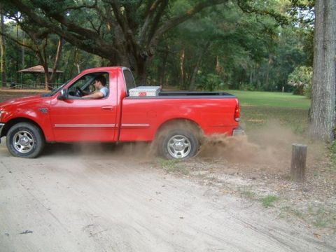 1992 Ford Bronco - I didnt feel like driving today...he got stuck :|