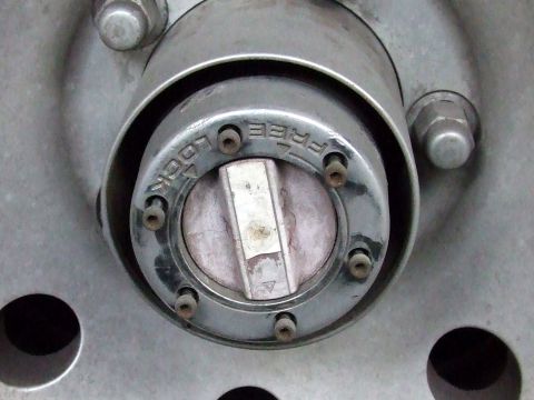1979 Ford Bronco - Very old original hub that needs replaced