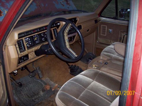 1986 Ford Bronco - Interior