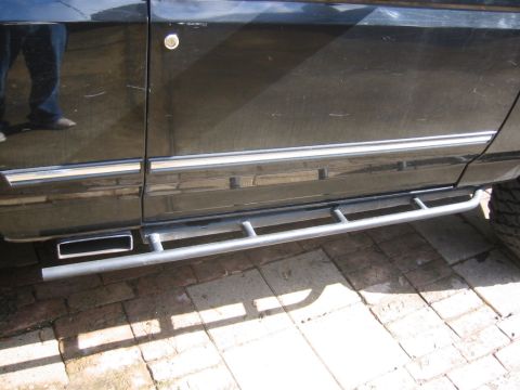 1995 Ford Bronco - 1.25 inch OD DOM .125 wall. having access to a good notcher and bender made this part a lot easier.