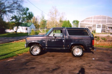 1982 Ford Bronco - right after a nice wash