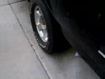 1996 Ford Bronco - Exhaust lots of poppin