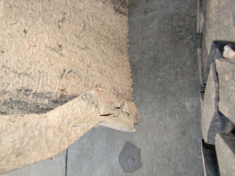 1996 Ford Bronco - Pass side front rubbing issue
