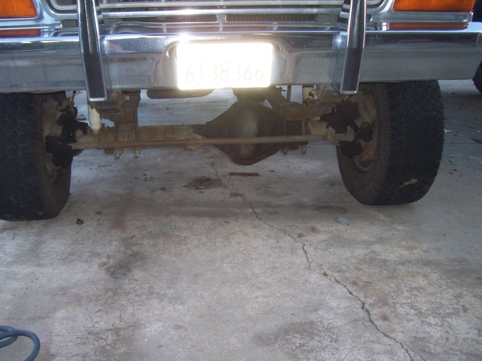 front axle. Dana 60 High Pinion axle