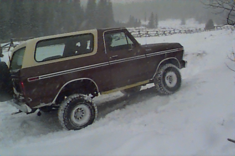 Here's Rob's '79 doing some flex in the same place I did mine.