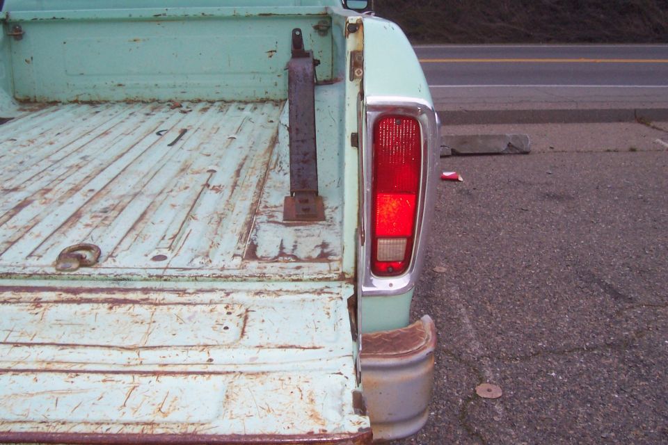 right bed side