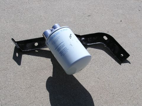 1990 Ford Bronco - Bracket with remote filter installed