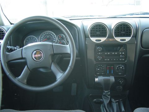2007 GMC Envoy photo