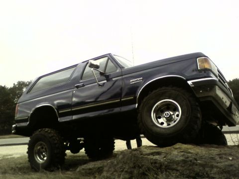 1991 Ford Bronco photo