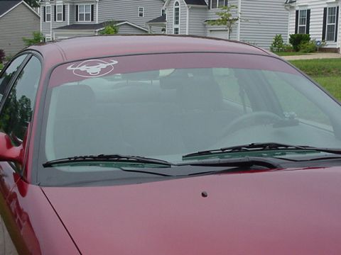 1998 Ford Taurus - Front view of a 1998 Ford Taurus, focusing on the interior and windshield area.