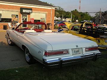 1975 Buick LeSabre photo