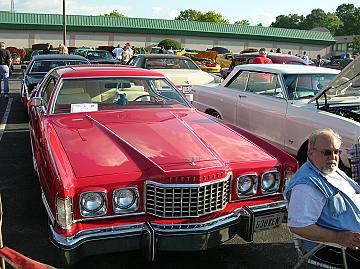 1976 Ford Thunderbird photo