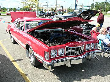 1976 Ford Thunderbird photo