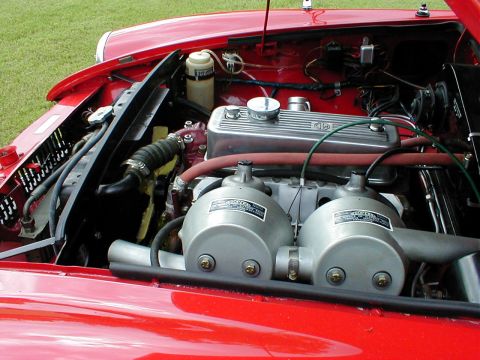 1970 MG B photo